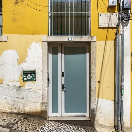 Whome 1-bedroom Loft Perfect To Explore Lisbona