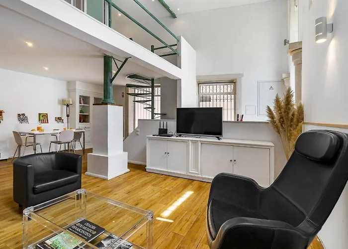 Апартаменты Whome 1-bedroom Loft Perfect To Explore Лиссабон